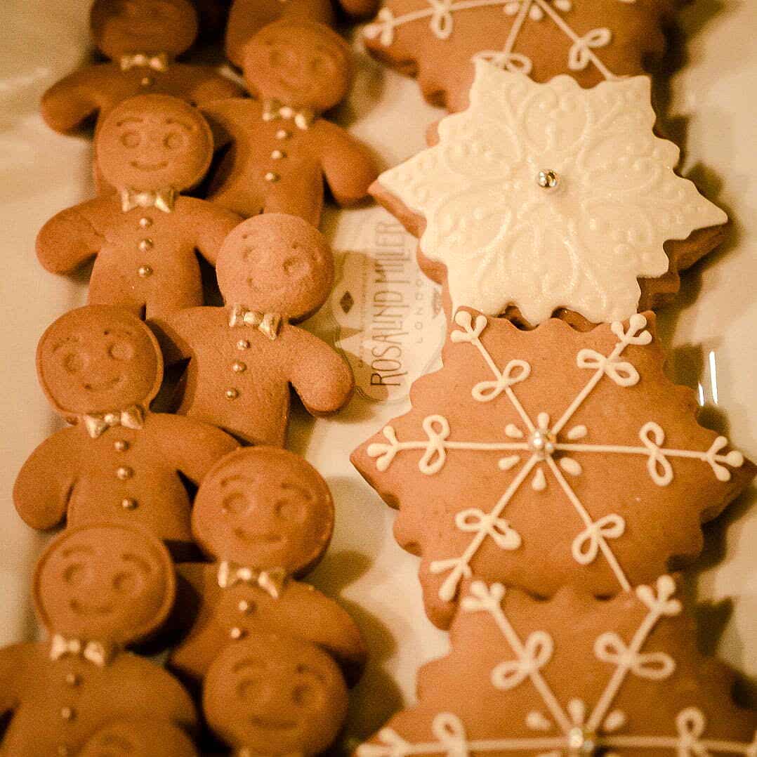 christmas dessert table