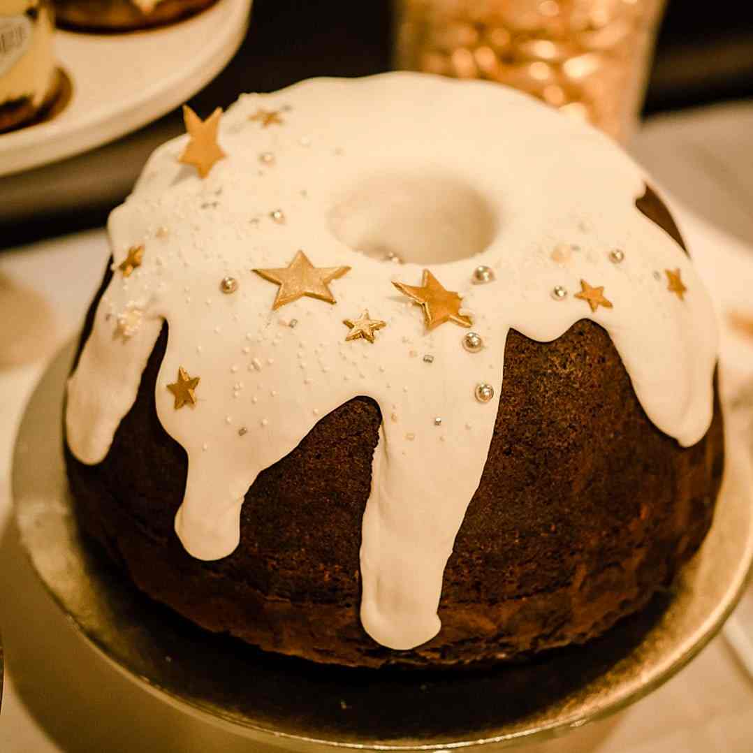 christmas dessert table