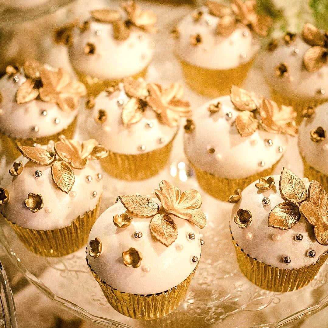 christmas dessert table
